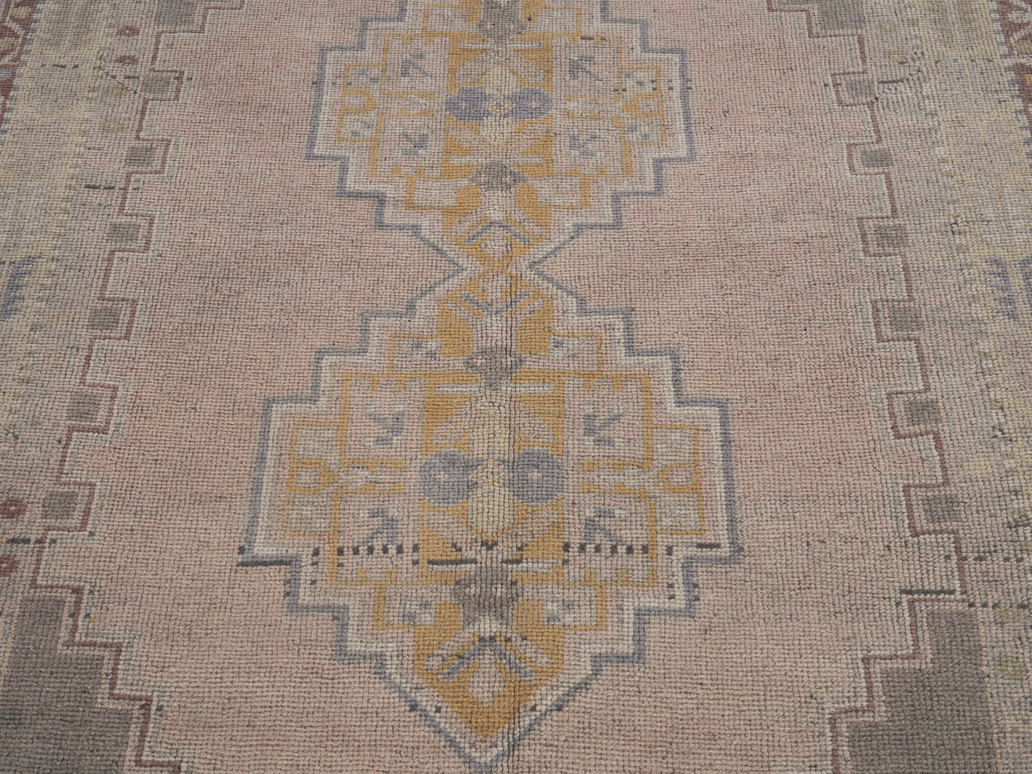 8895 - 3'10" x 6'11"