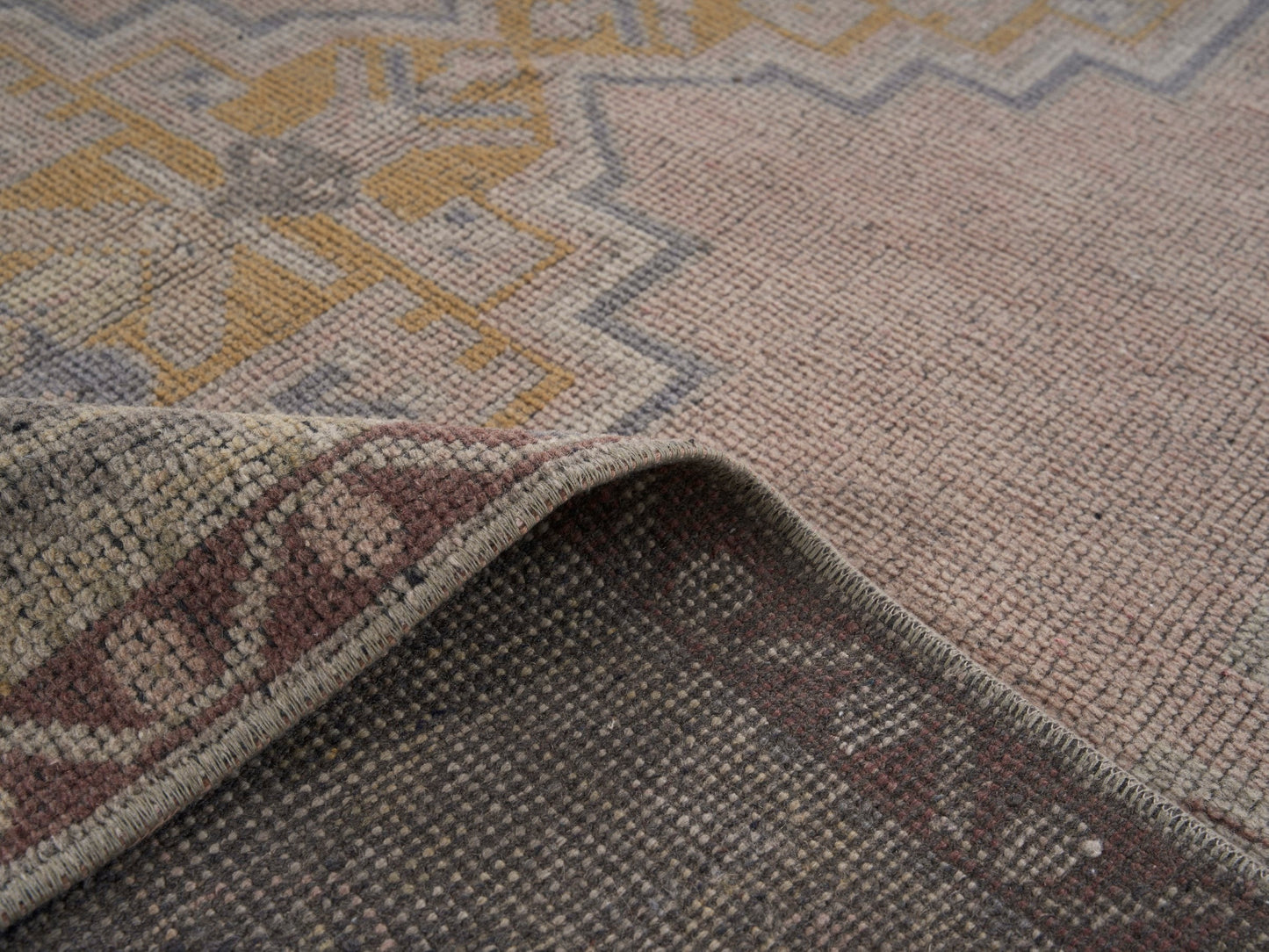 8895 - 3'10" x 6'11"