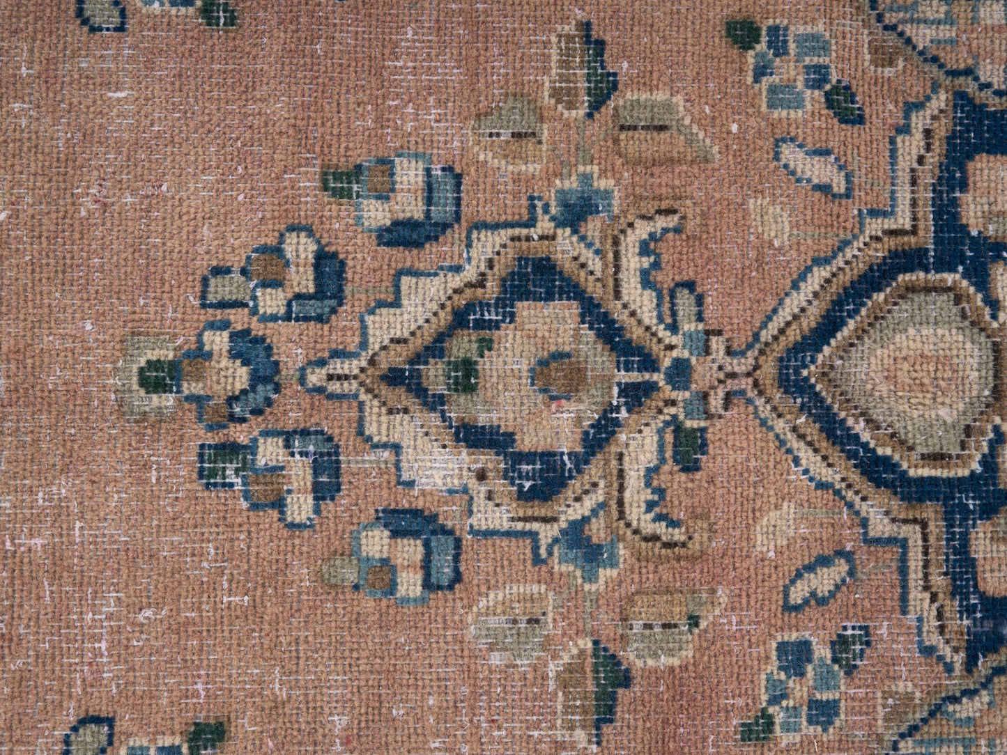 XL334 - 8'10" x 11'9"