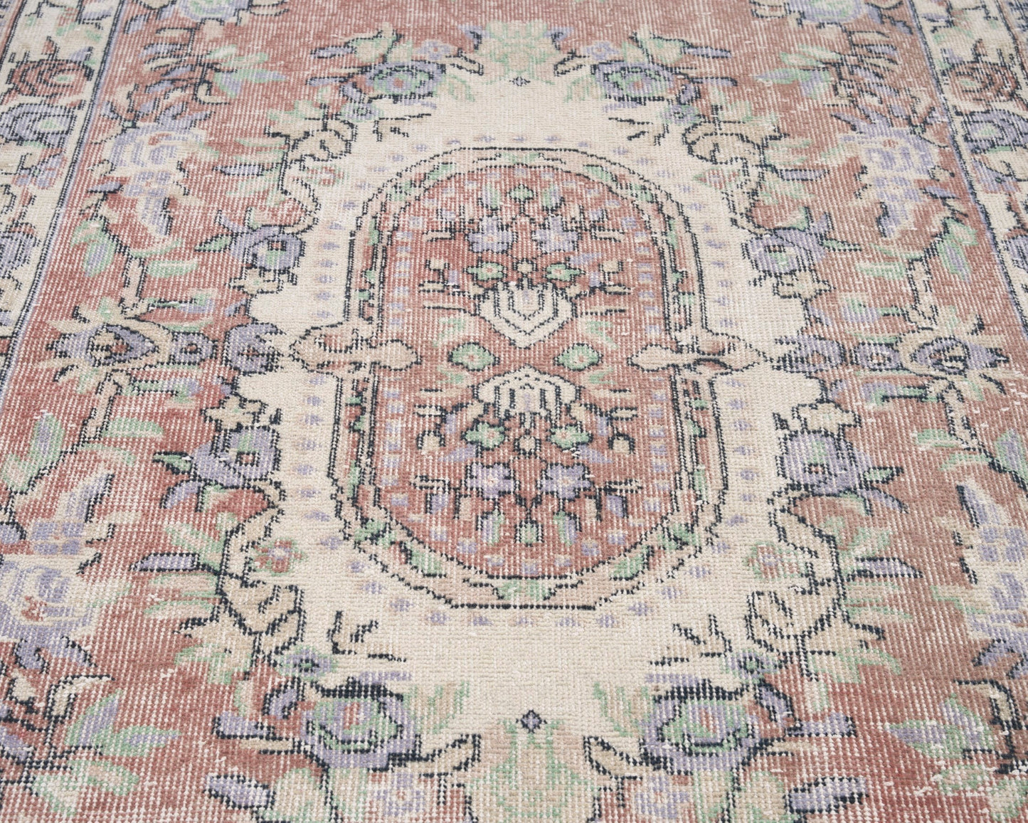 8338 - 3'11" x 6'10"