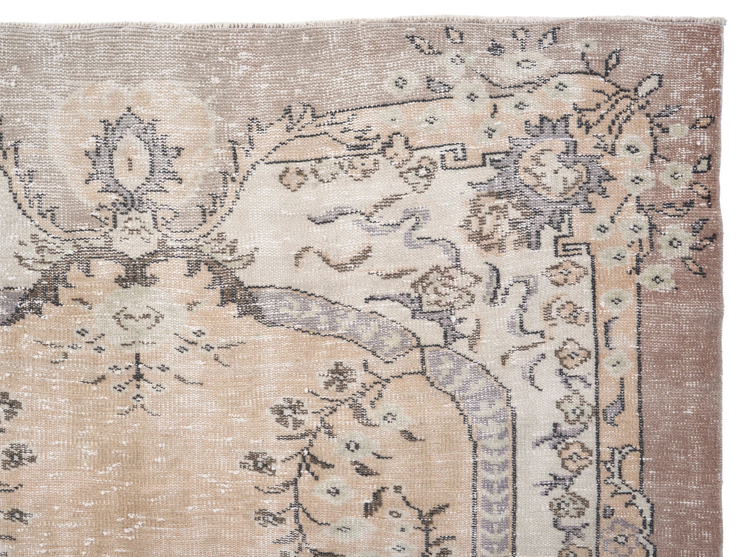 8601 - 5'10" x 8'10"