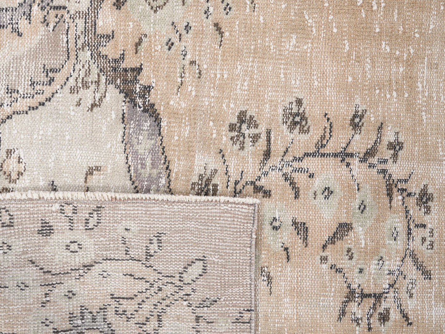 8601 - 5'10" x 8'10"