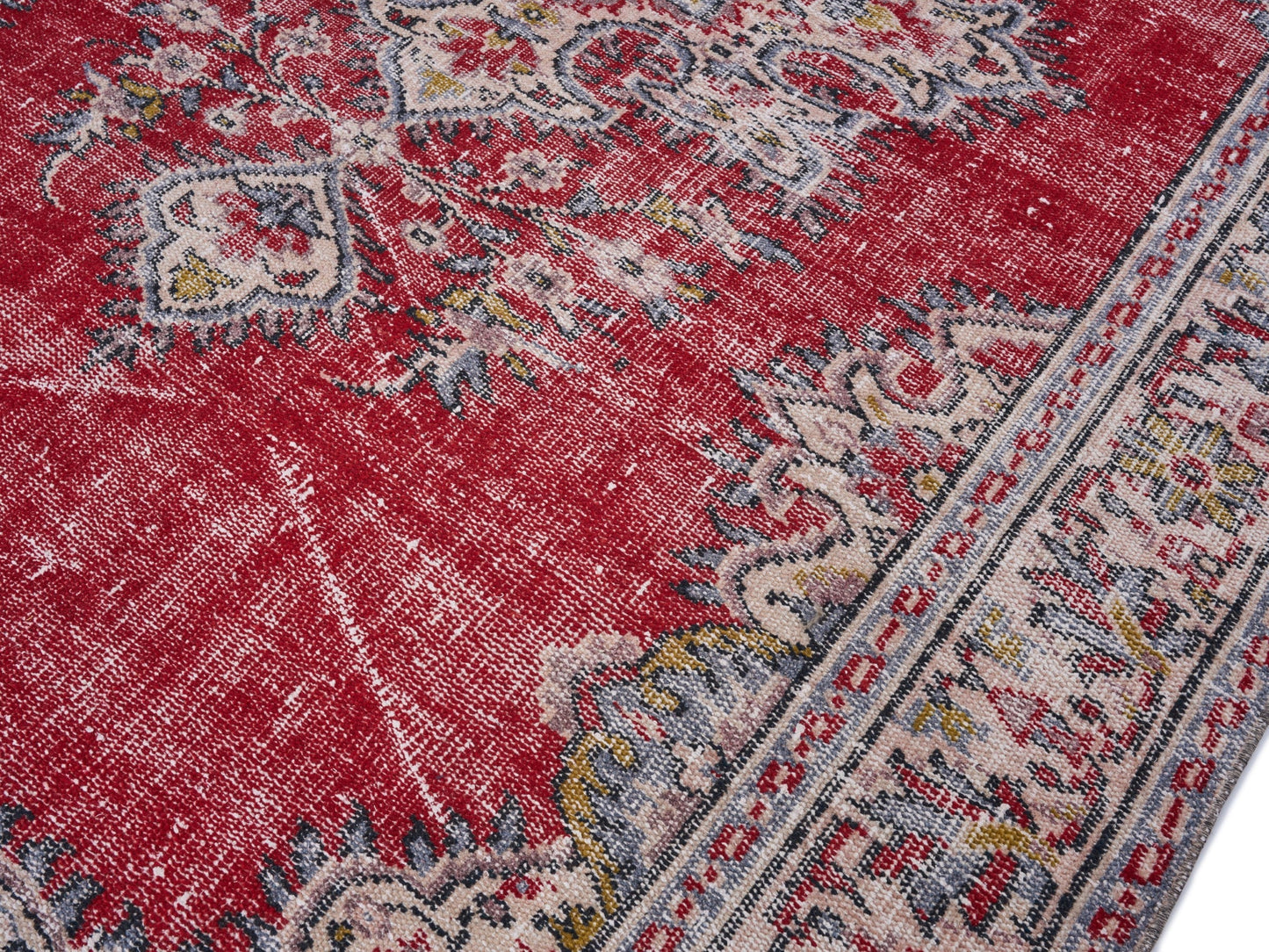 8231 - 5'11" x 10'4"