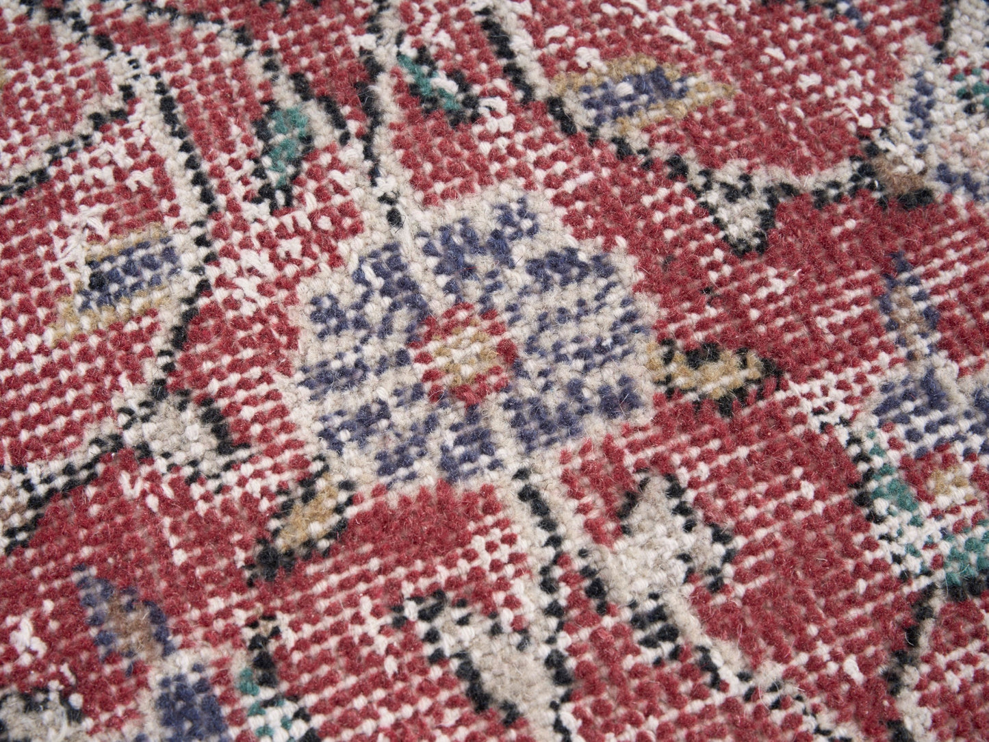 8881 - 3'11" x 6'11"