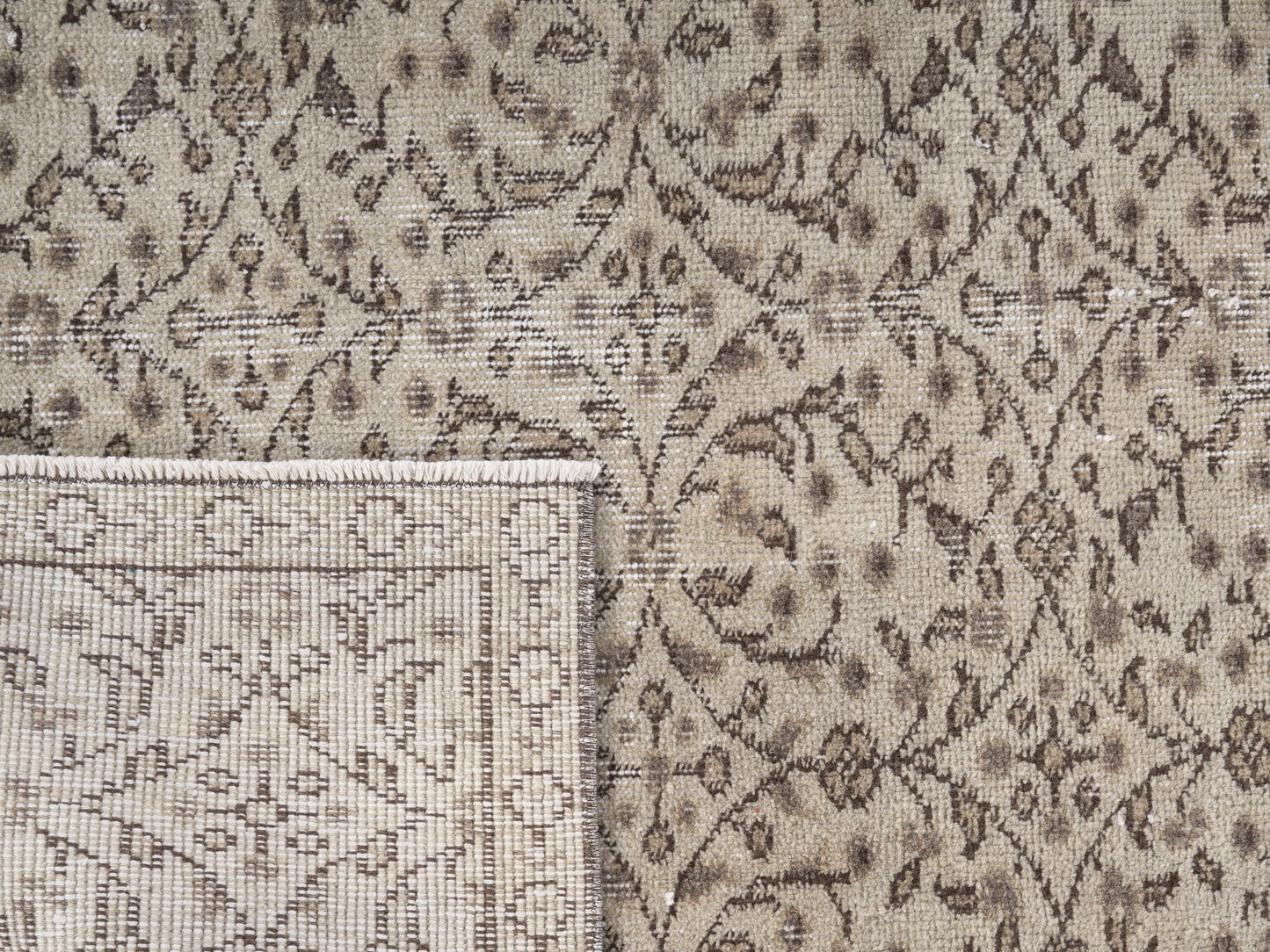 8874 - 3'10" x 6'11"