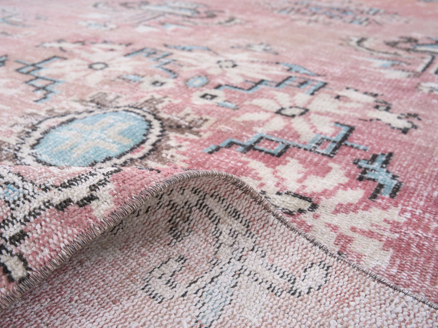 8711 - 4'11" x 7'11"