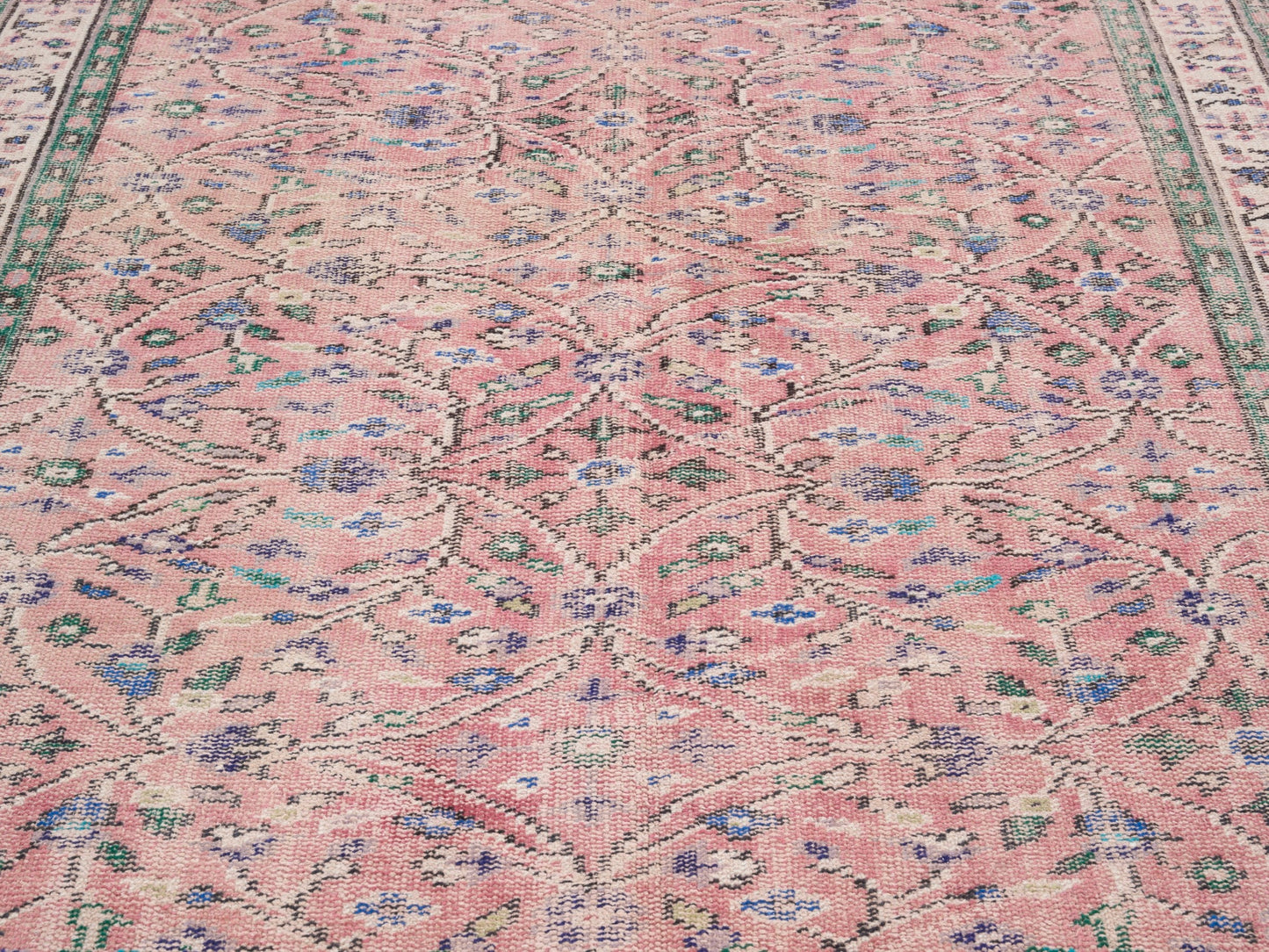 3362 - 5' x 8'4"