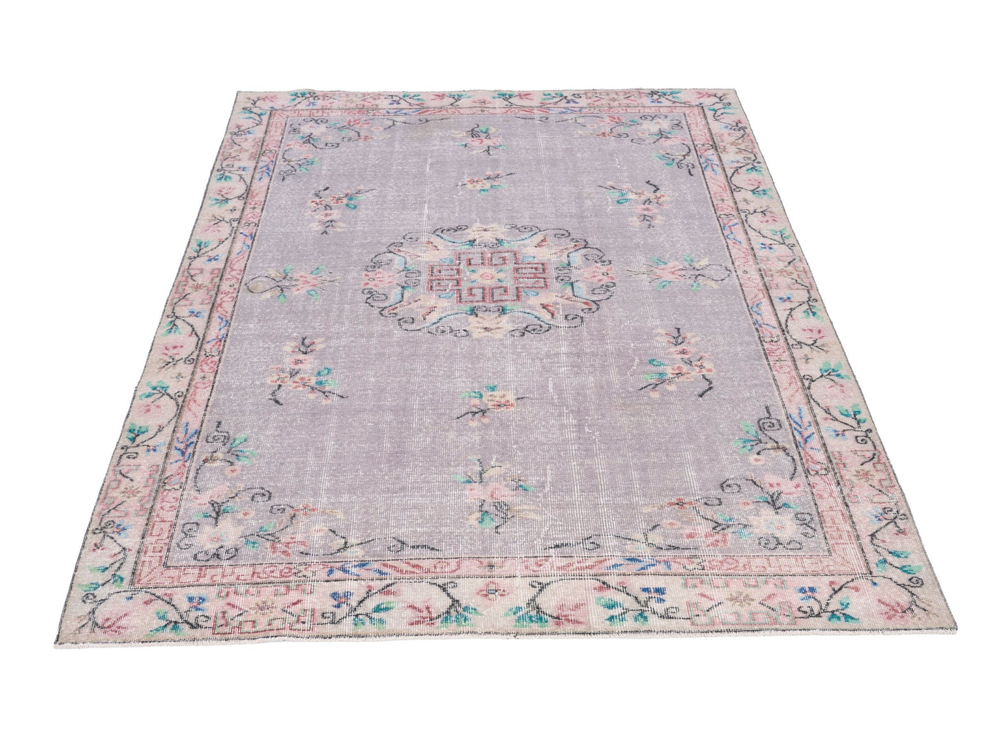 8753 - 5'10" x 8'11"