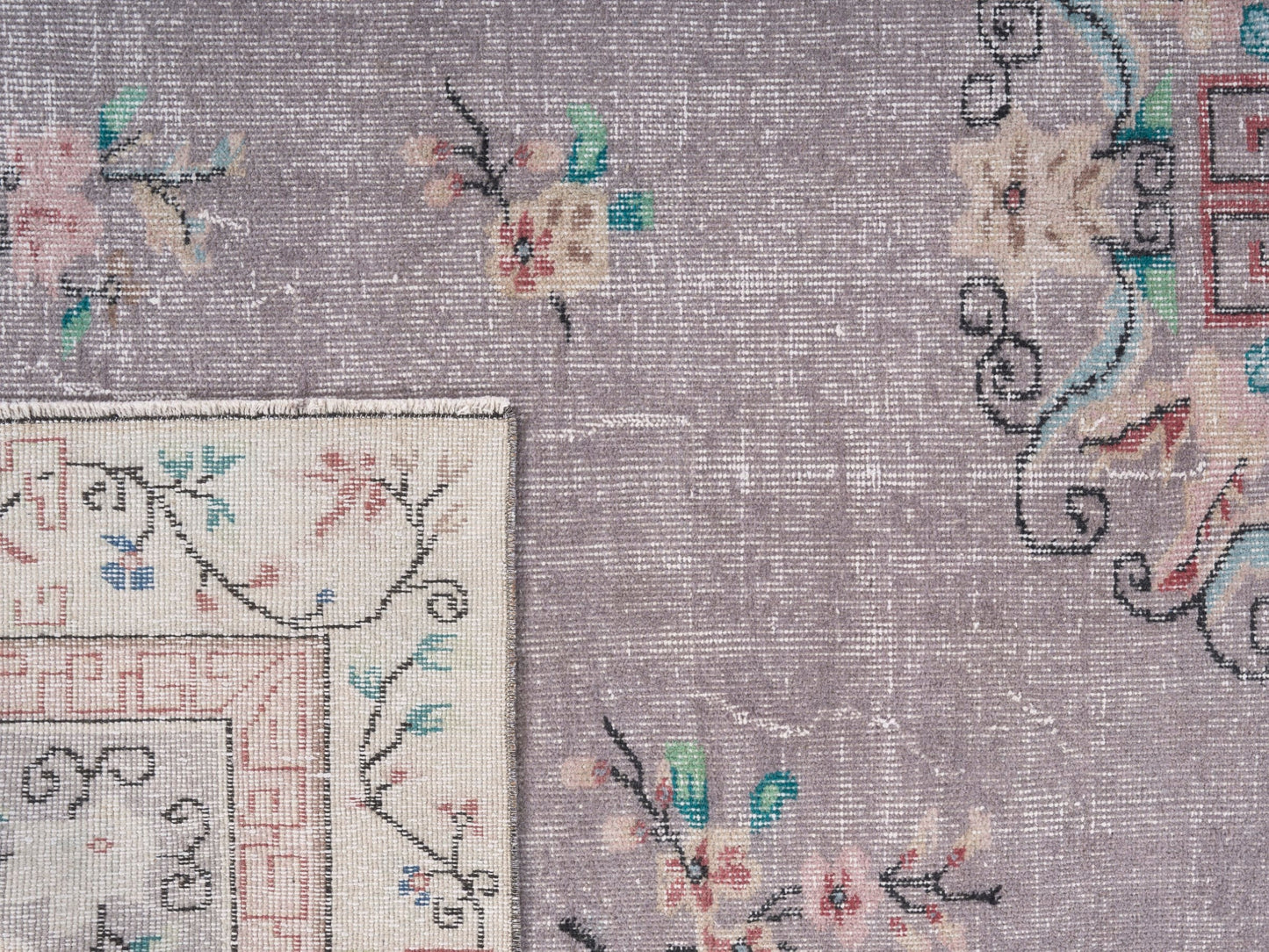 8753 - 5'10" x 8'11"