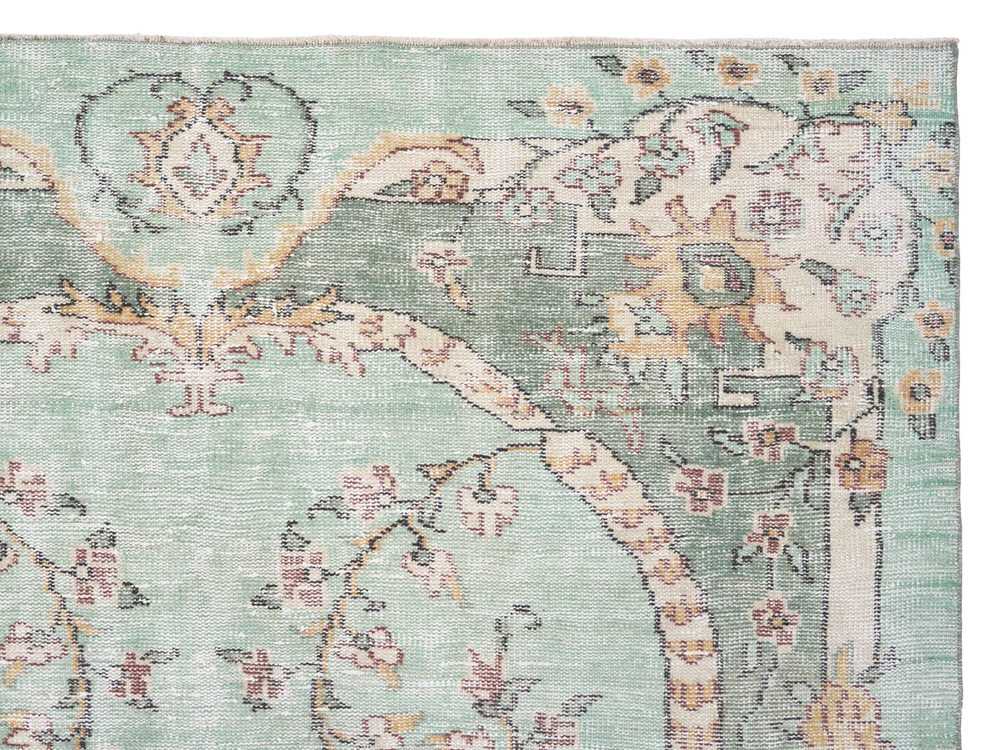 8682 - 5'10" x 10'6"