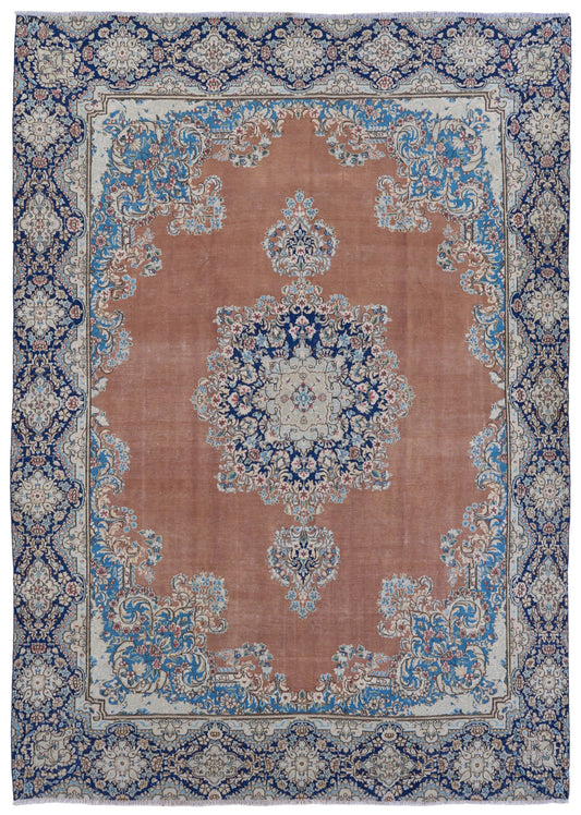 8972 - 8'11" x 12'7"