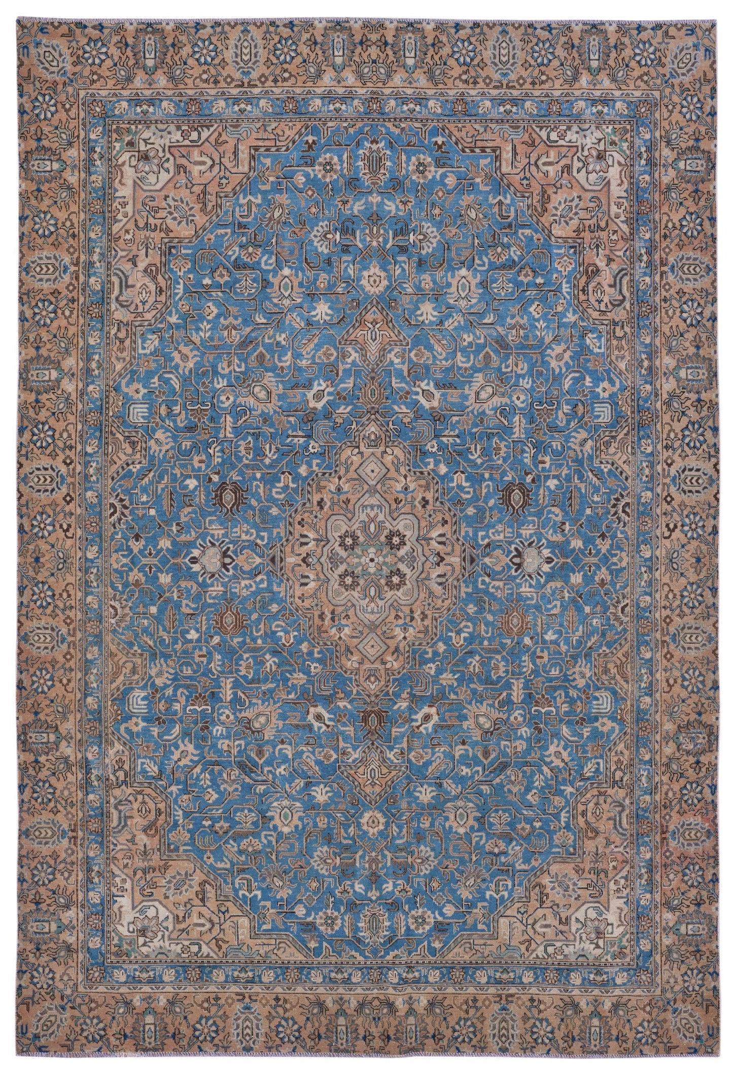 8982 - 7'11" x 11'9"