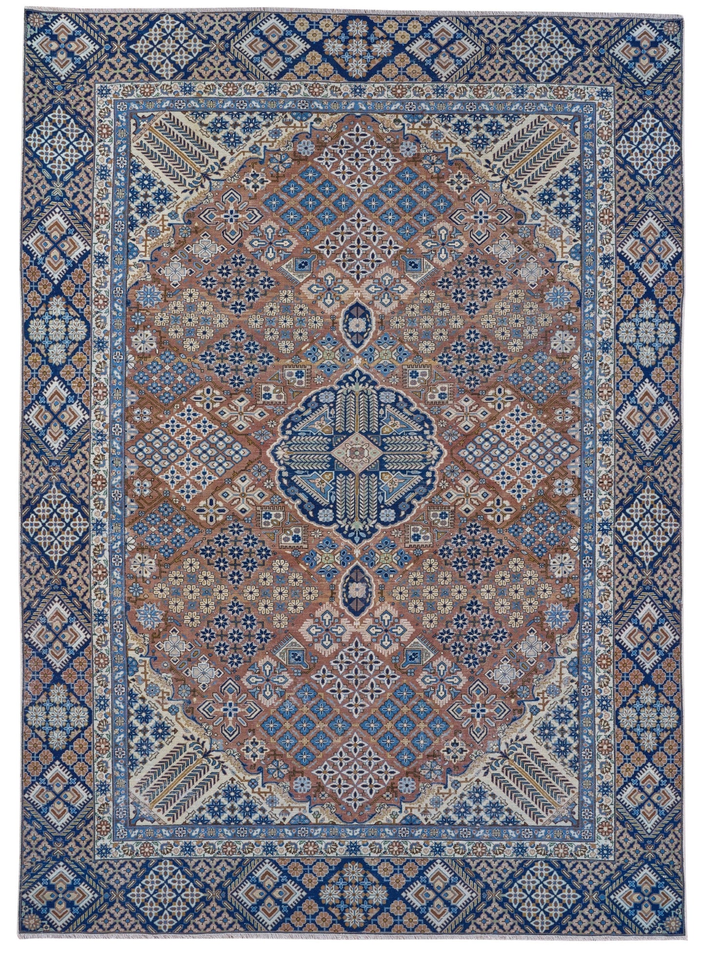 9002 - 9'2" x 12'10"