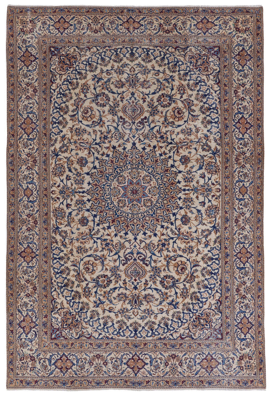 9003 - 7'9" x 11'10"