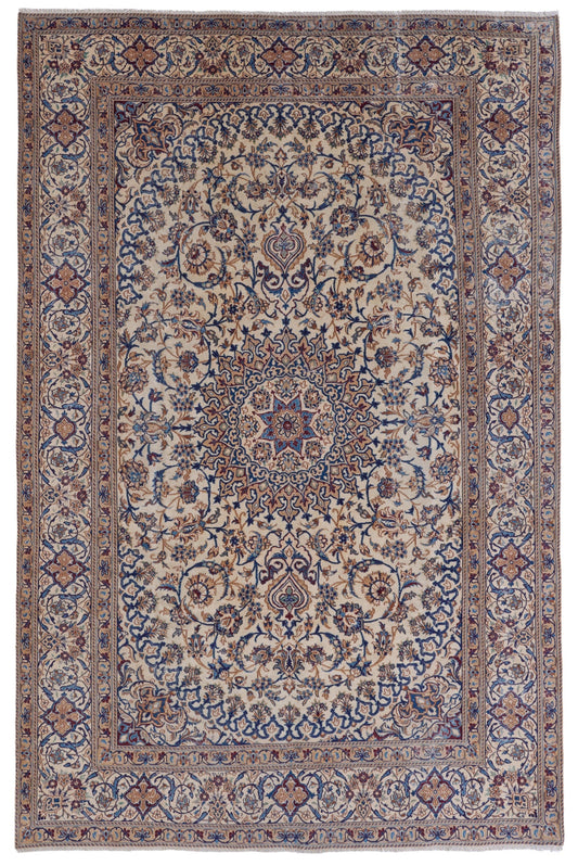 9005 - 7'8" x 11'10"