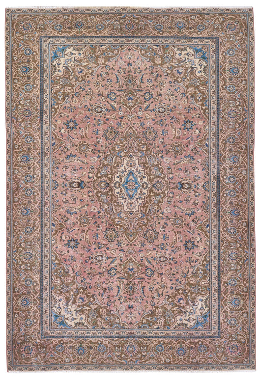 9038 - 7'7" x 10'11"