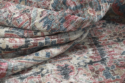 10001 - 9'4" x 11'10"