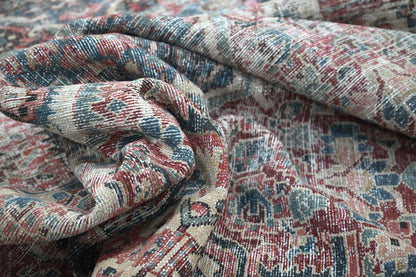 10001 - 9'4" x 11'10"