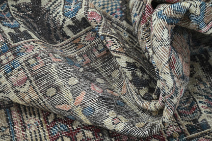 10002 - 7'9" x 10'7"