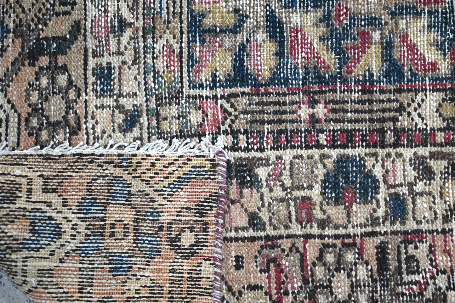 10002 - 7'9" x 10'7"