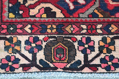 10006 - 5'11" x 9'9"