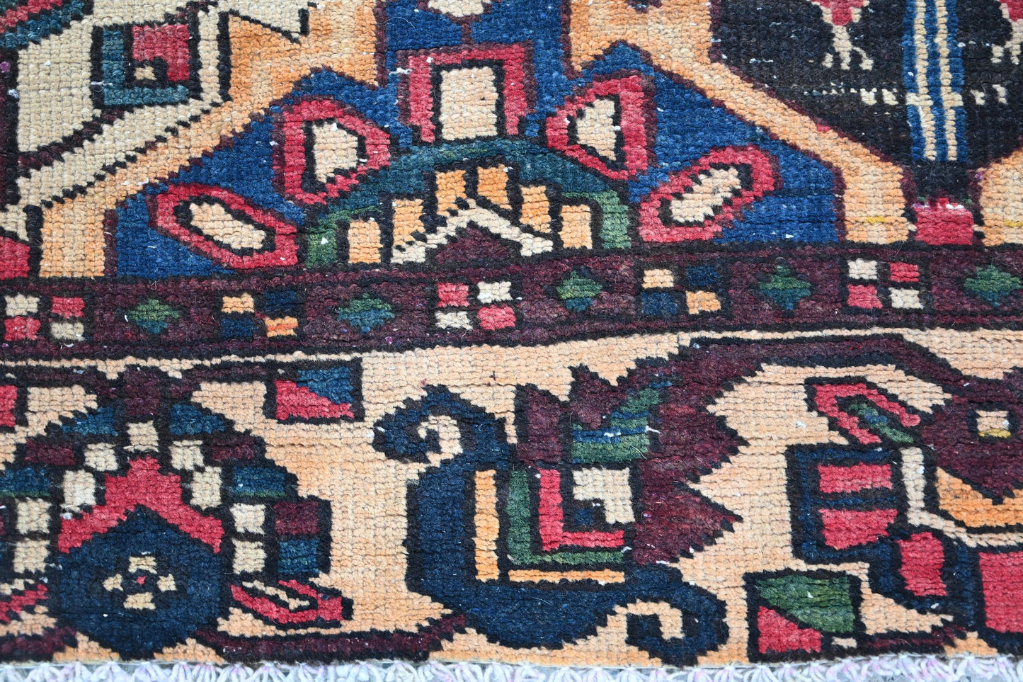 10008 - 5' x 9'4"