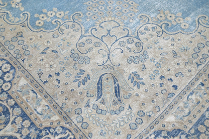 10009 - 8'11" x 12'2"