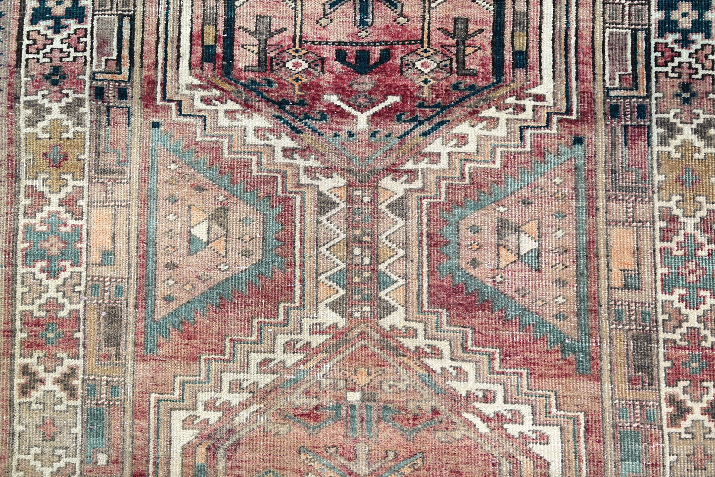 10013 - 3'5" x 14'11"