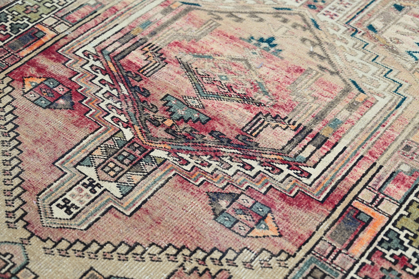 10013 - 3'5" x 14'11"