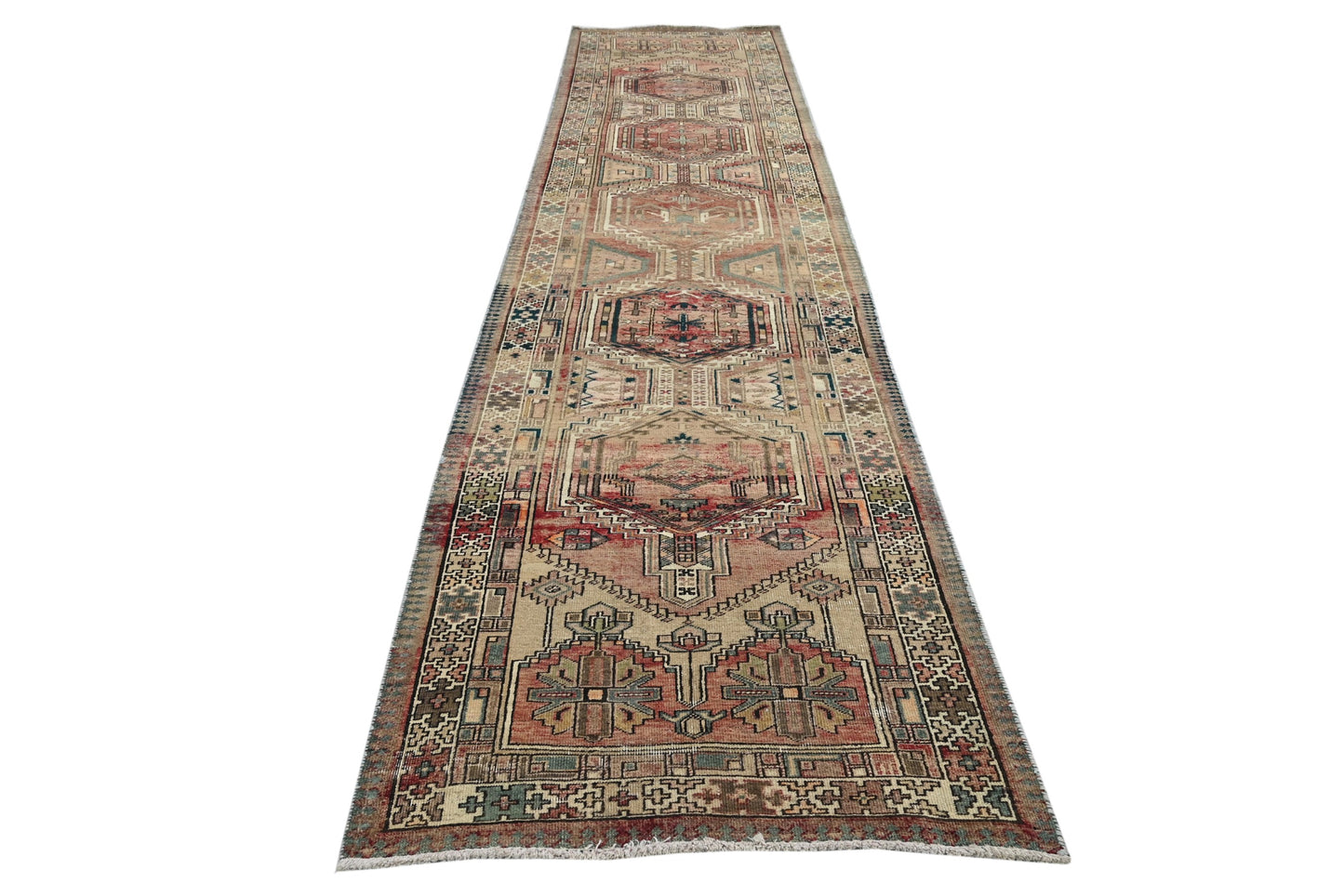 10013 - 3'5" x 14'11"