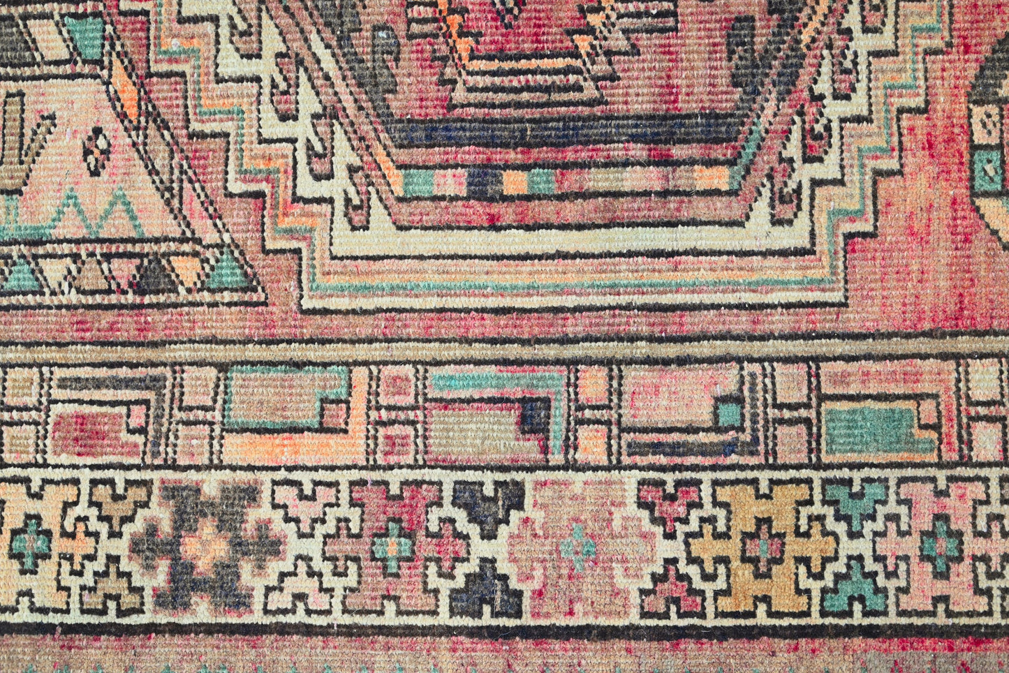 10013 - 3'5" x 14'11"