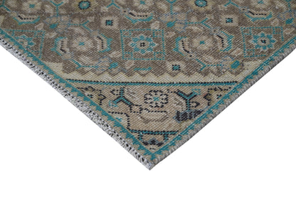 10018 - 2'7" x 8'11"