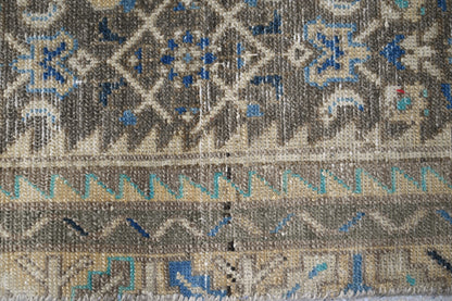 10021 - 2'11" x 9'8"