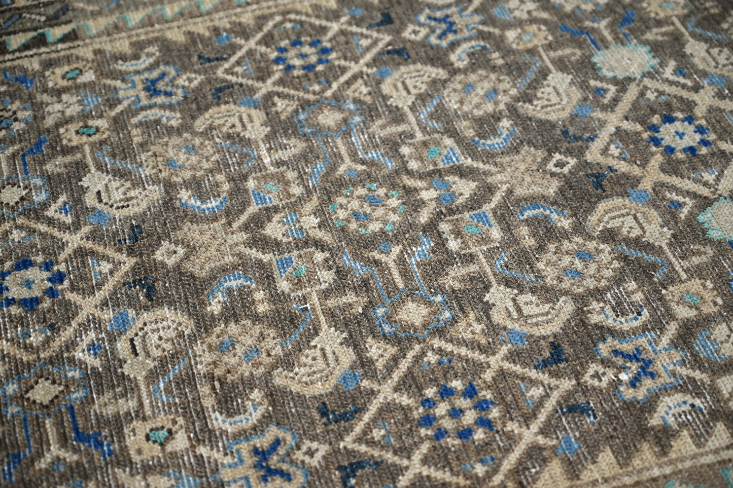 10021 - 2'11" x 9'8"