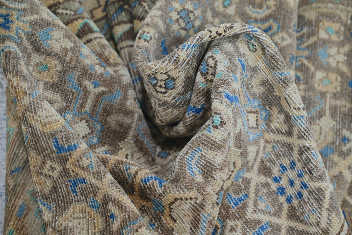 10021 - 2'11" x 9'8"