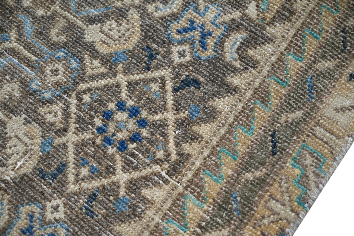 10021 - 2'11" x 9'8"