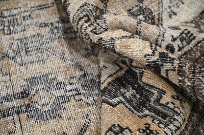 10022 - 2'11" x 6'1"