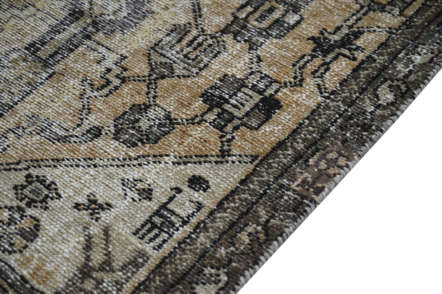 10022 - 2'11" x 6'1"