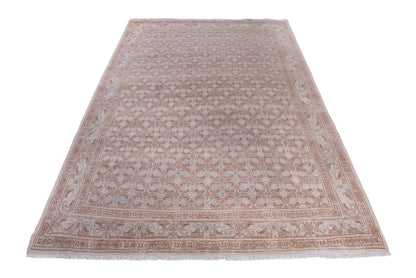 1087 - 7'3" x 10'10"