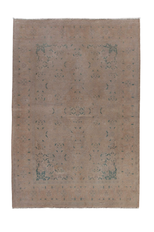 4096 - 3'4" x 4'10"