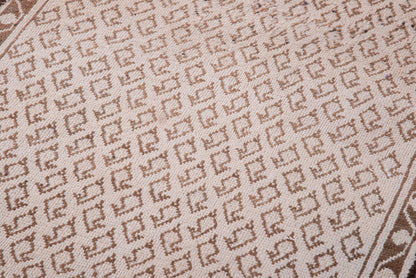 1382 - 2'4" x 12'10"