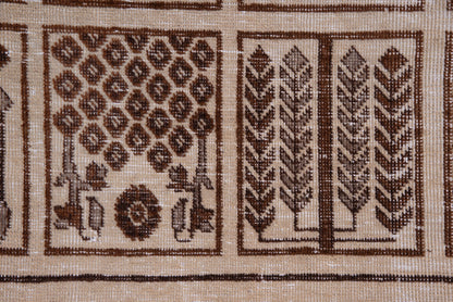 1465 - 9'9" x 11'11"