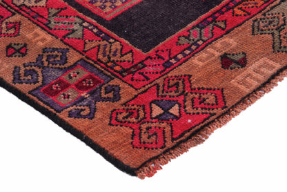 1546 - 3'10" x 10'2"