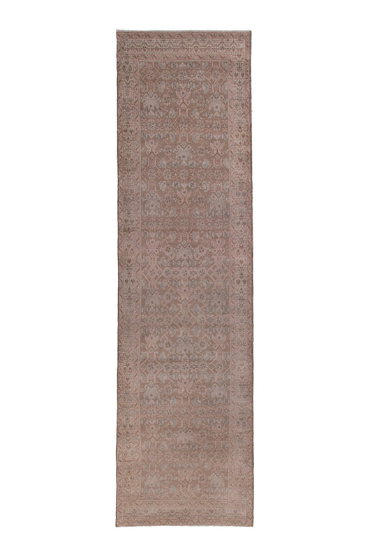 4658 - 3'5" x 13'3"