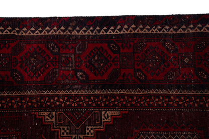 1676 - 4'11" x 13'10"