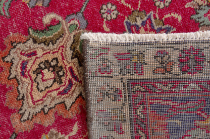 1708 - 9'10" x 11'7"