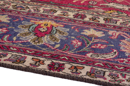 1708 - 9'10" x 11'7"