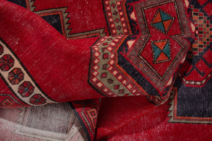 1810 - 3'11" x 10'5"