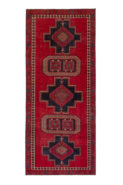 1810 - 3'11" x 10'5"