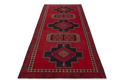 1810 - 3'11" x 10'5"